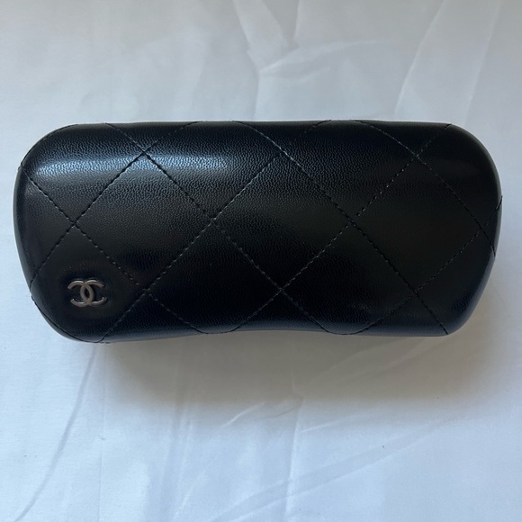 SOLD Chanel 5027 Mother of Pearl Sunglasses - Picture 8 of 13